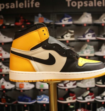 Air Jordan 1 Retro High Og yellow Toe 555088-711