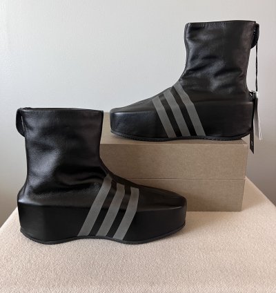 Adidas -3 Kyasu Overboot In Black Leather