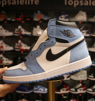 Air Jordan 1 Retro High Og university Blue 555088-134