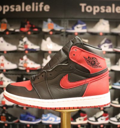 Air Jordan 1 Retro High Og banned 2016 also Worn By Rihanna 555088-001