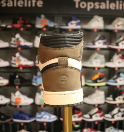 Travis Scott X Air Jordan 1 Retro High Og mocha Cd4487-100