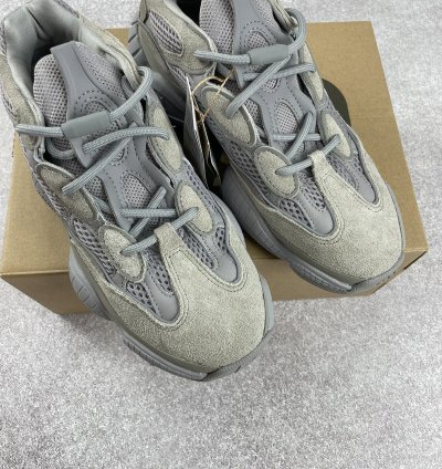 Adidas Kanye West Yeezy 500 Stone Salt Size 11