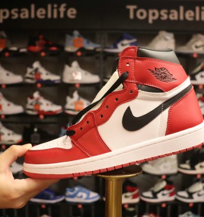Air Jordan 1 Retro High Og chicago 2015 555088-101
