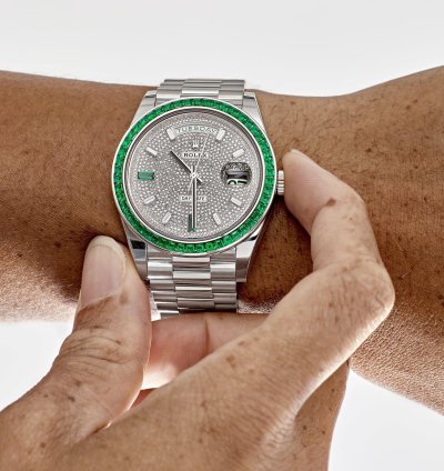 Rolex Day-date 40 228396tem Platinum Diamond Dial Emerald Bezel