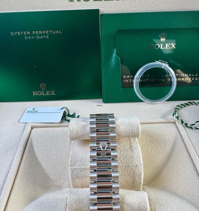 Rolex Day-date 40 Bnib Off Catalog Platinum Turquoise Dial 228396tbr-0040