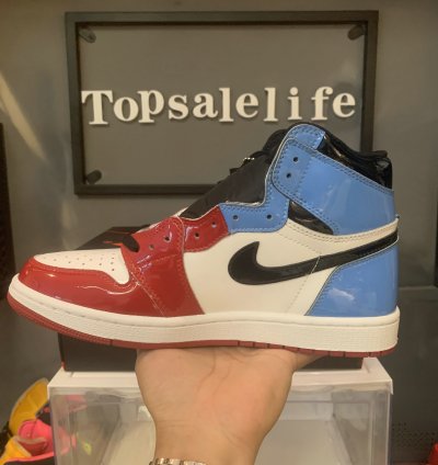 Air Jordan 1 Retro High Fearless Unc Chicago Ck5666-100