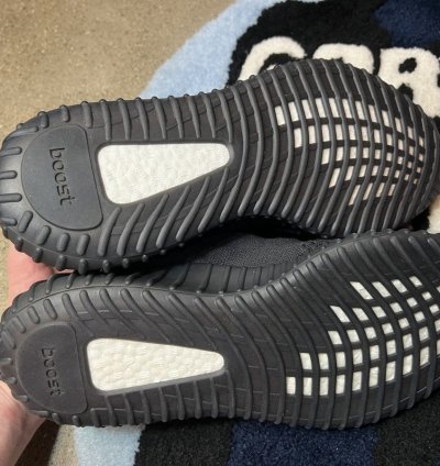 Adidas Yeezy 350 V2 Onyx