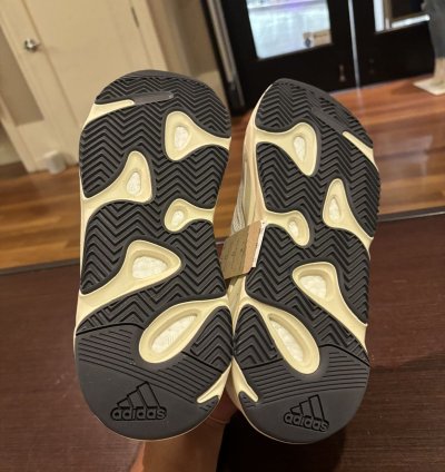 Adidas Yeezy Boost 700 Analog