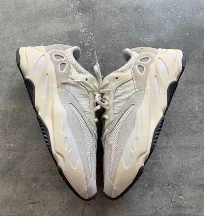 Adidas Yeezy Boost 700 Analog Us 9 Eur 42