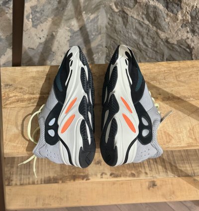 Adidas Yeezy Boost 700 Solid Grey Wave Runner Sneakers