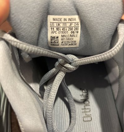 Adidas Yeezy Boost 700 V2