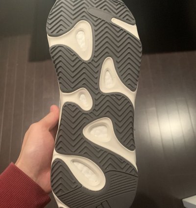 Adidas Yeezy Boost 700 V2 Cream