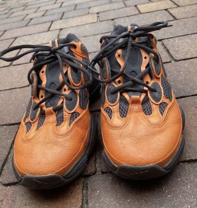 Adidas Yeezy Fnatic Custom Sneaks