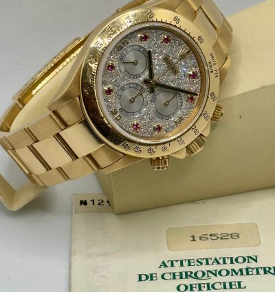 Rolex Daytona Factory Ruby And Diamonds Pave Dial 1992