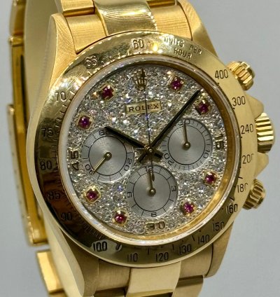 Rolex Daytona Factory Ruby And Diamonds Pave Dial 1992