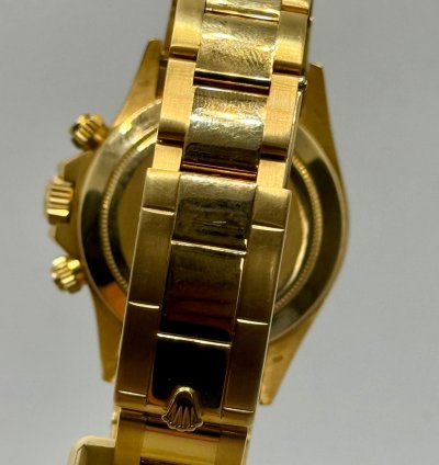Rolex Daytona Factory Ruby And Diamonds Pave Dial 1992