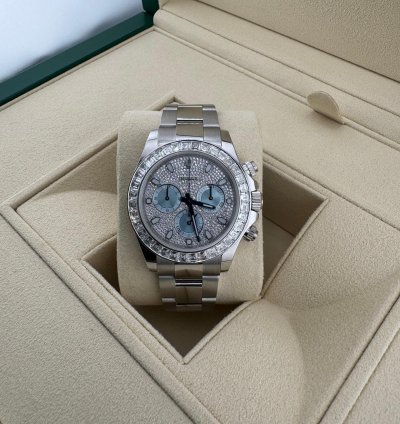 Rolex Daytona Pave Diamond Dial Bugguatte Diamond Bezel