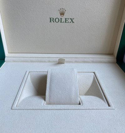 Rolex Daytona Rainbow 116595rbow Rose Gold Sapphire Gem Bezel Diamond Lugs - Rare - Unworn 2021