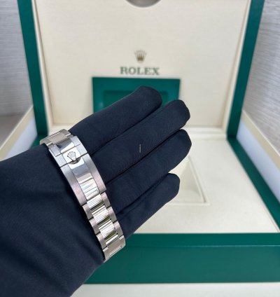Rolex Daytona Rainbow 2022 Rolex Daytona White Gold Pave Dial Raindbow Bezel