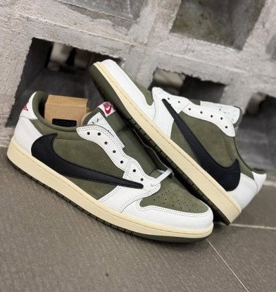 Jordan 1 Retro Low Og Sp Travis Scott Medium Olive
