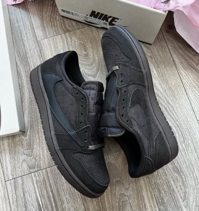Jordan 1 Retro Low Og Sp Travis Scott Velvet Brown