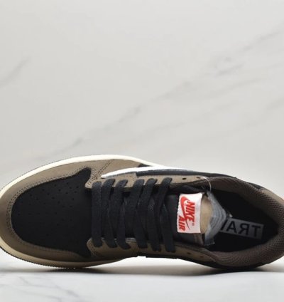 Jordan 1 Retro Low Og Sp Travis Scott Mocha