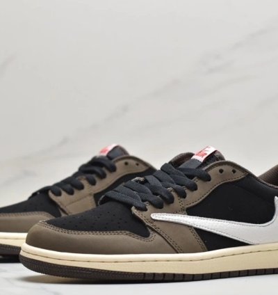 Jordan 1 Retro Low Og Sp Travis Scott Mocha