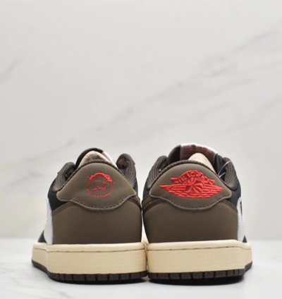 Jordan 1 Retro Low Og Sp Travis Scott Mocha