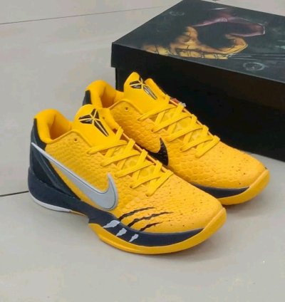 Nike Kobe 6 Wolverine