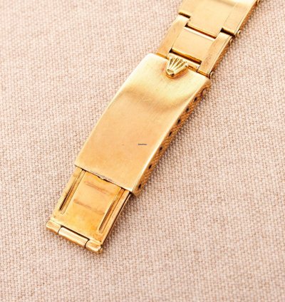 Rolex Daytona Yellow Gold Cosmograph Watch Ref 6263 In Super Condition