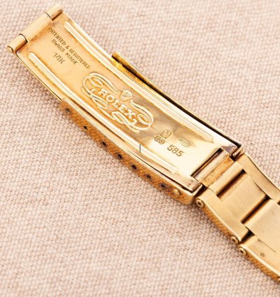 Rolex Daytona Yellow Gold Cosmograph Watch Ref 6263 In Super Condition