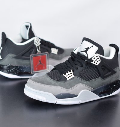 Nike Air Jordan 4 Retro Fear Pack