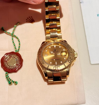 Rolex Yacht-master 40 16628 Automatic 2008 Yellow Gold Very Good