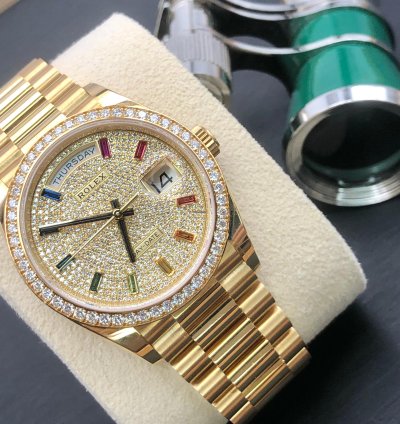Rolex Day-date 36 Diamond Pav Rainbow Dial Yellow Gold President Diamond Bezel