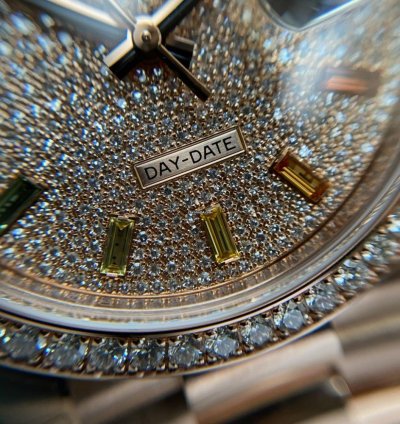 Rolex Day-date 36 Diamond Rainbow Sapphire 128345rbr