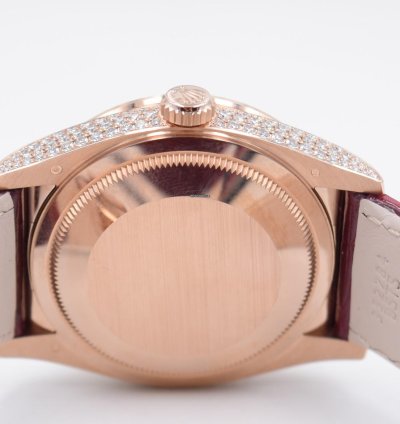 Rolex Day-date 36 Full Paved Diamonds Boite Papiers 2022