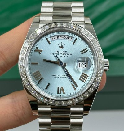 Rolex Day-date 40 228396tbr Ice Blue Roman