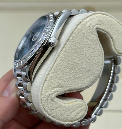 Rolex Day-date 40 228396tbr Ice Blue Roman