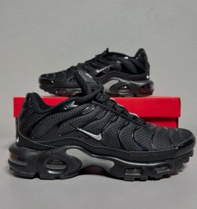 Nike Airmax Plus Metallic Black