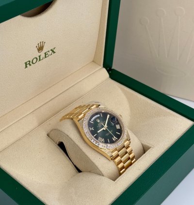 Rolex Day-date 40 228398tbr Green Roman Ombre