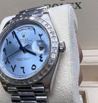 Rolex Day-date 40 Arabic Numerals Platinum Diamond Bezel