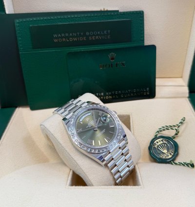 Rolex Day-date 40 Baguette Diamond Bezel Olive Green Roman Dial President Bracelet 228396tbr