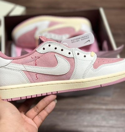 Jordan 1 Retro Low Og Sp Travis Scott Sail Shy Pink