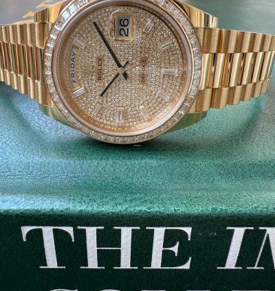 Rolex Day-date 40 Edition Sp Cial Day Date Or Jaune Pav Diamants Baguette