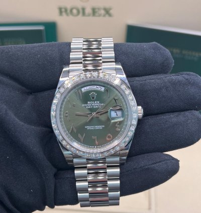 Rolex Day-date 40 Green Arabic Dial Baguette Diamond Bezel Full Platnium