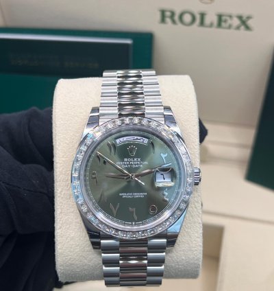 Rolex Day-date 40 Green Arabic Dial Baguette Diamond Bezel Full Platnium