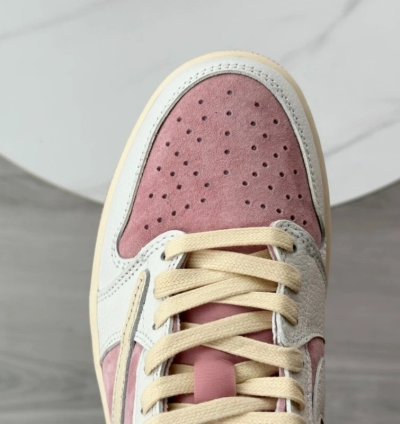 Travis Scott Jordan 1 Shy Pink