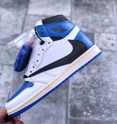 Fragment Design X Travis Scott X Jordan 1 High Blue