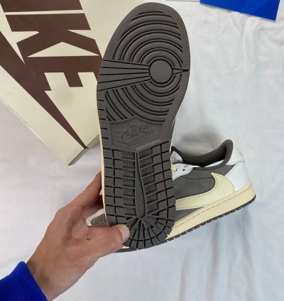 Travis Scott X Air Jordan 1 Low Reverse Mocha