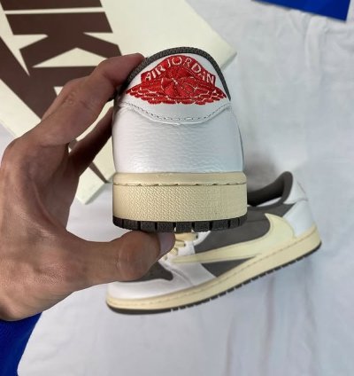 Travis Scott X Air Jordan 1 Low Reverse Mocha